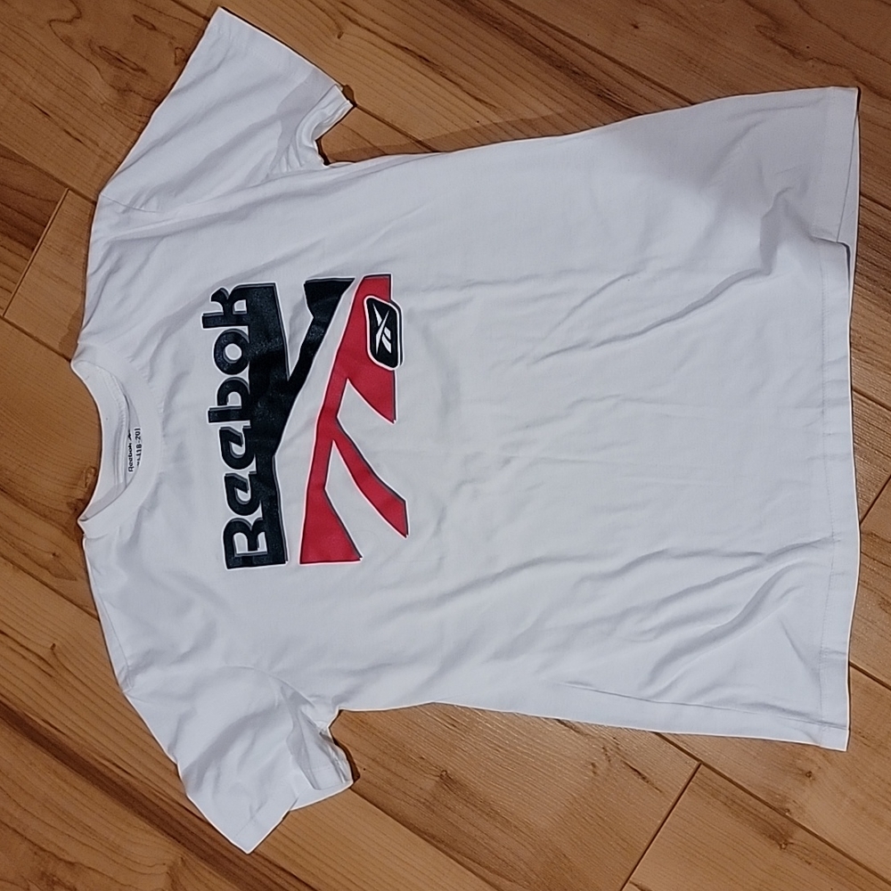 Reebok kids shirt xl 18-20